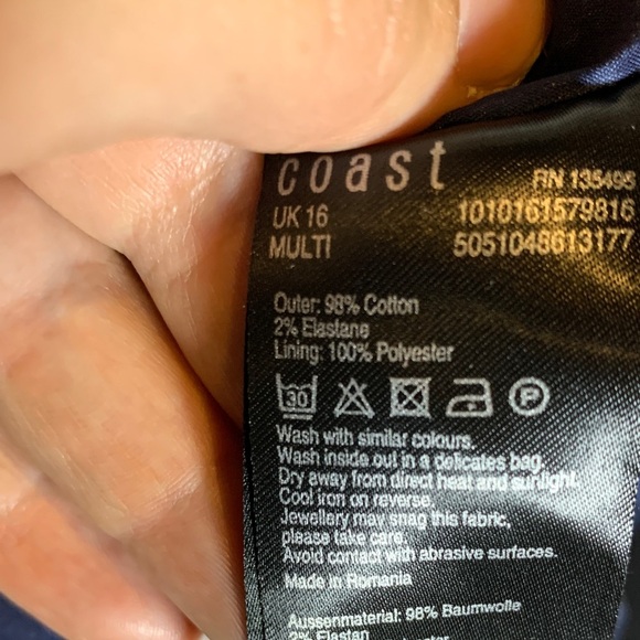 Elegant Floral V-Neck Midi Dress - Blue and White - Picture 5 of 7